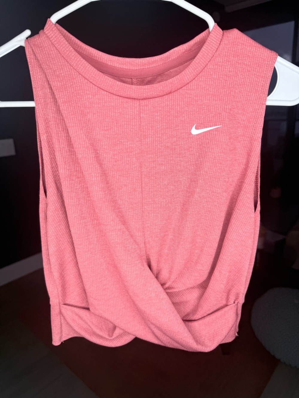 Nike Sleeveless Ribbed workout tank